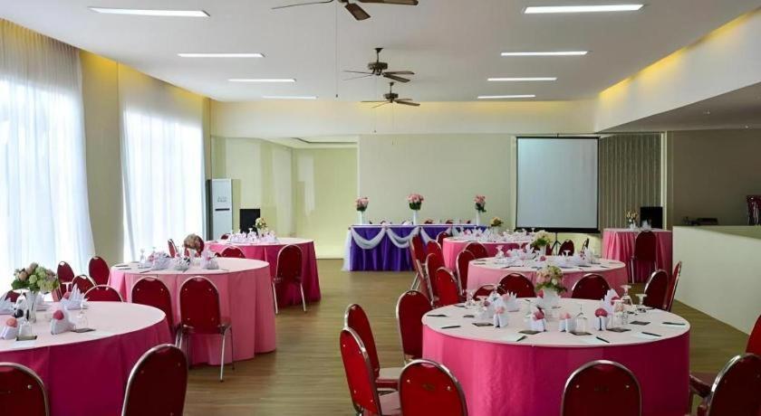 Bali Rich Villa Tuban  Zewnętrze zdjęcie