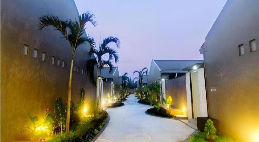Bali Rich Villa Tuban  Zewnętrze zdjęcie